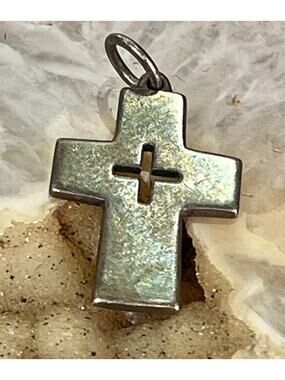 James Avery 925 Sterling Silver Cutout Mission Cross Pendant Rare Retired